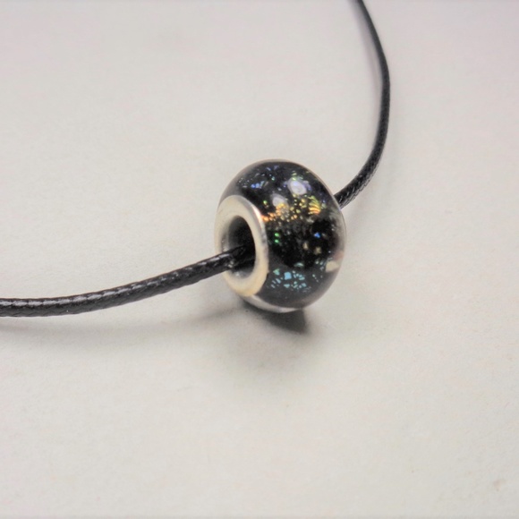 SURFERS BLACK MYSTIC RAINBOW BEAD BK CORD NECKLACE - Picture 4 of 6